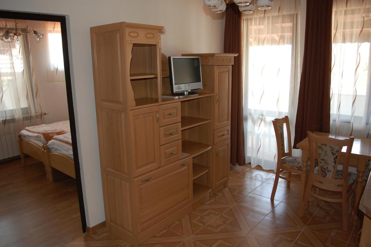 Готель Mutafova House Трявна Екстер'єр фото
